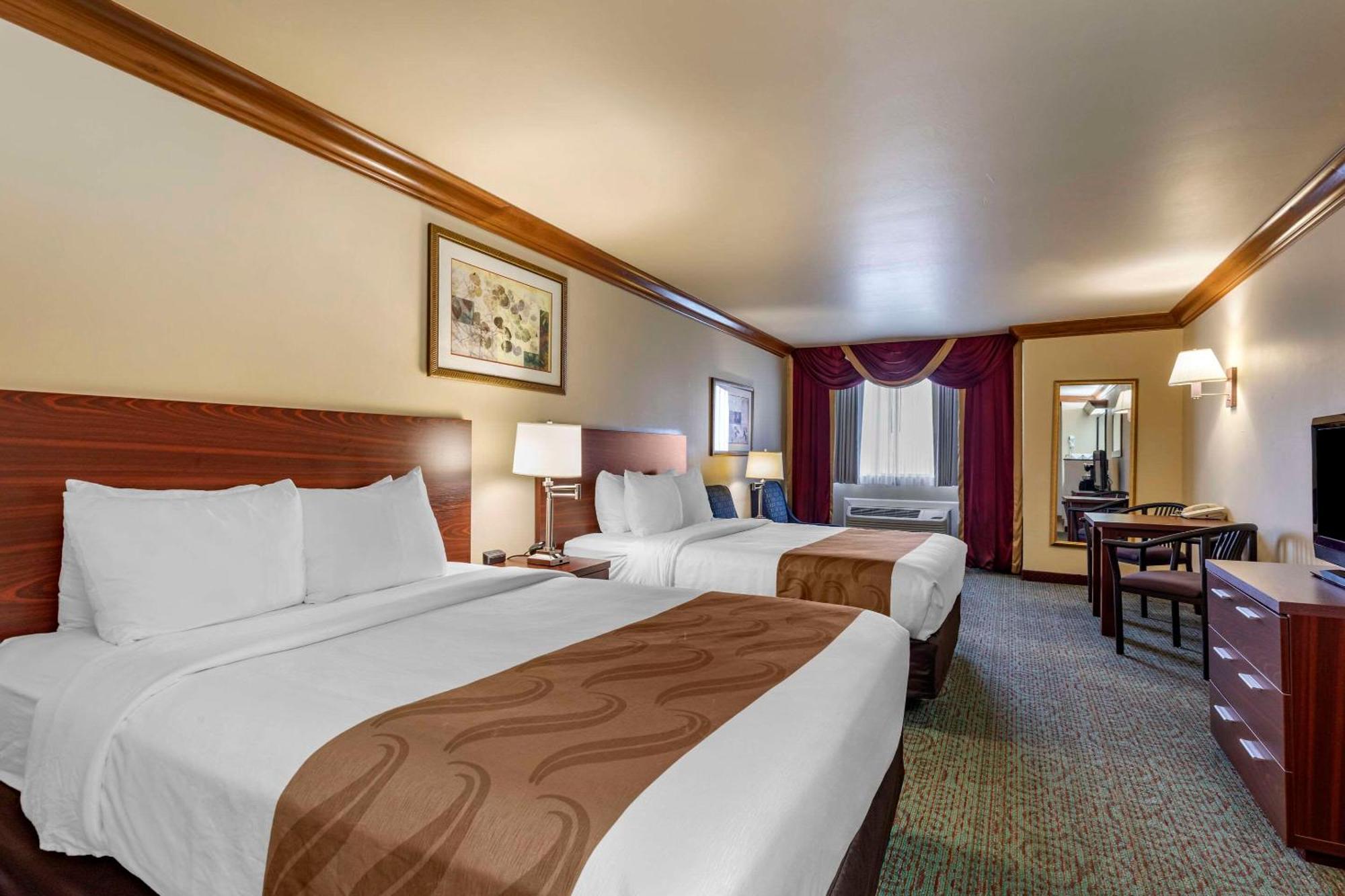 Quality Inn & Suites Denver Airport - Gateway Park Aurora Exterior foto