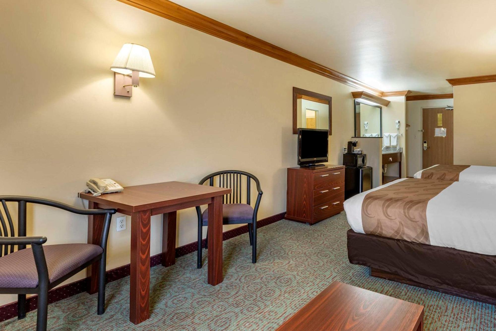 Quality Inn & Suites Denver Airport - Gateway Park Aurora Exterior foto